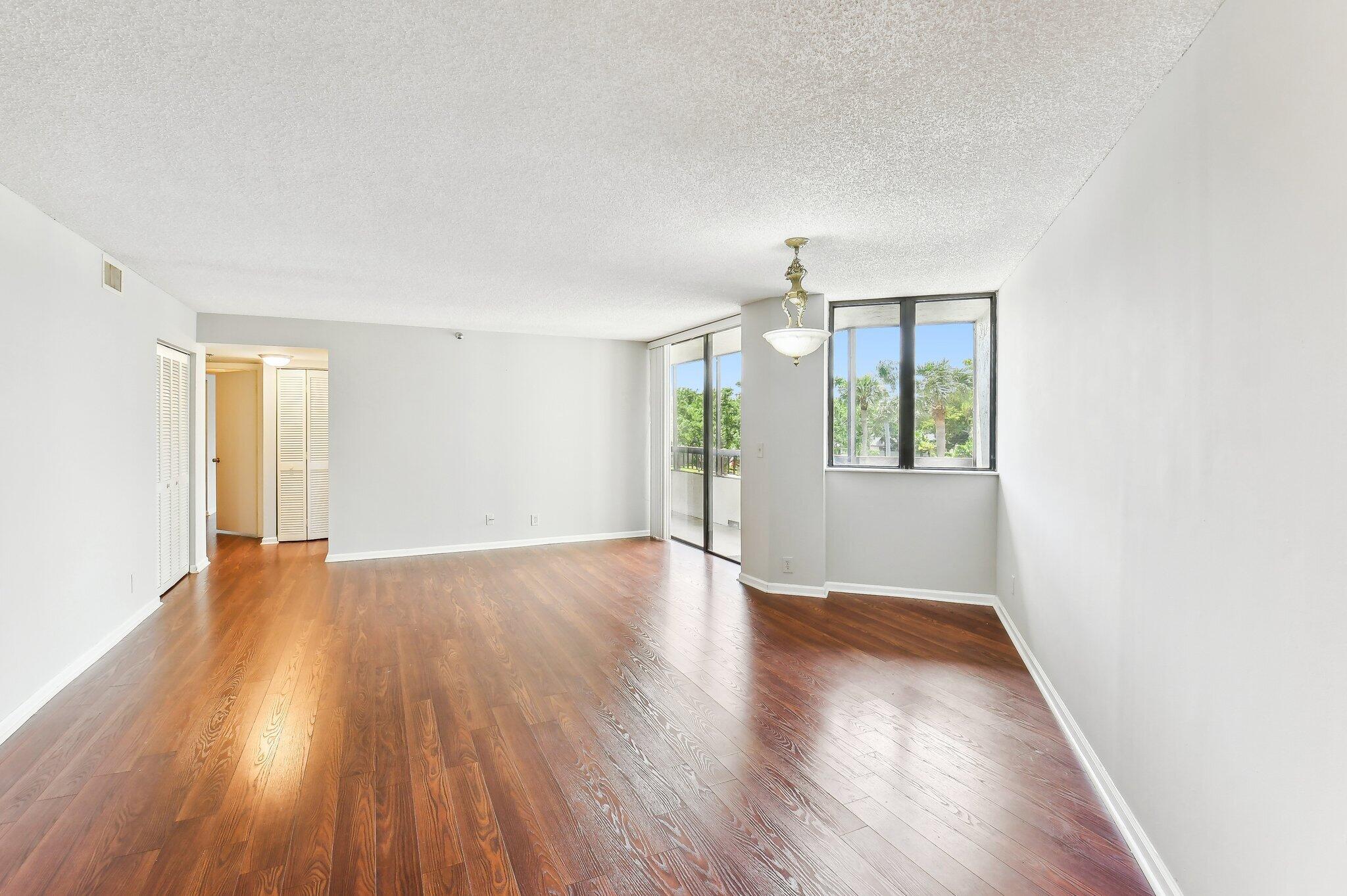 6463 La Costa Drive 201
