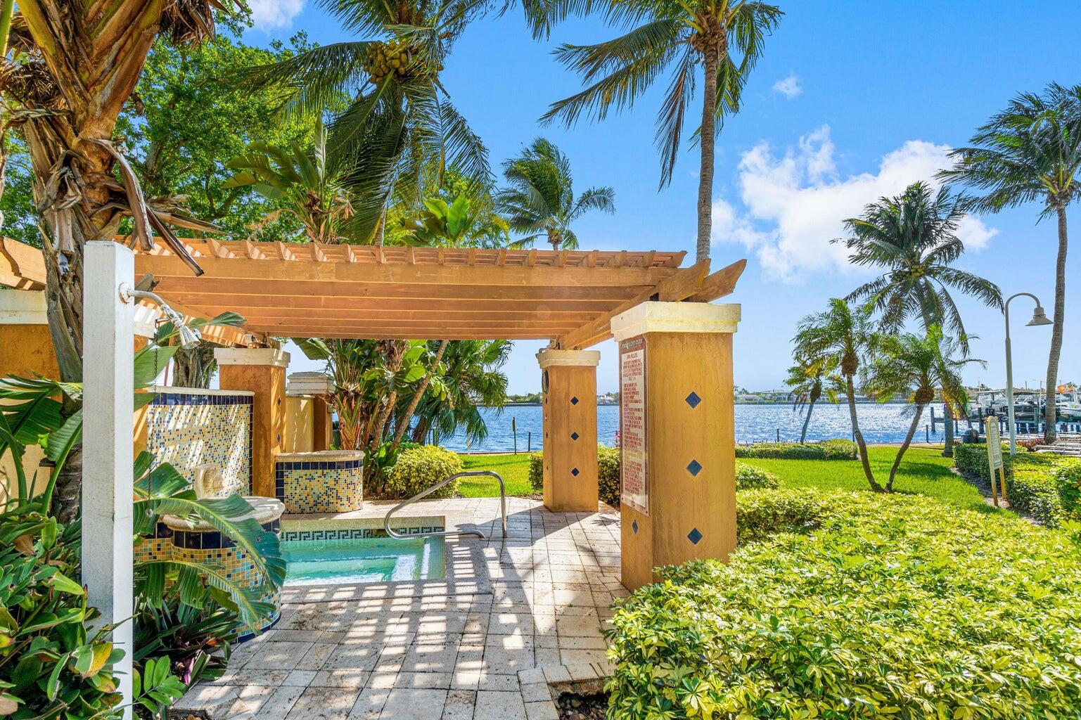 135 Yacht Club Way 305