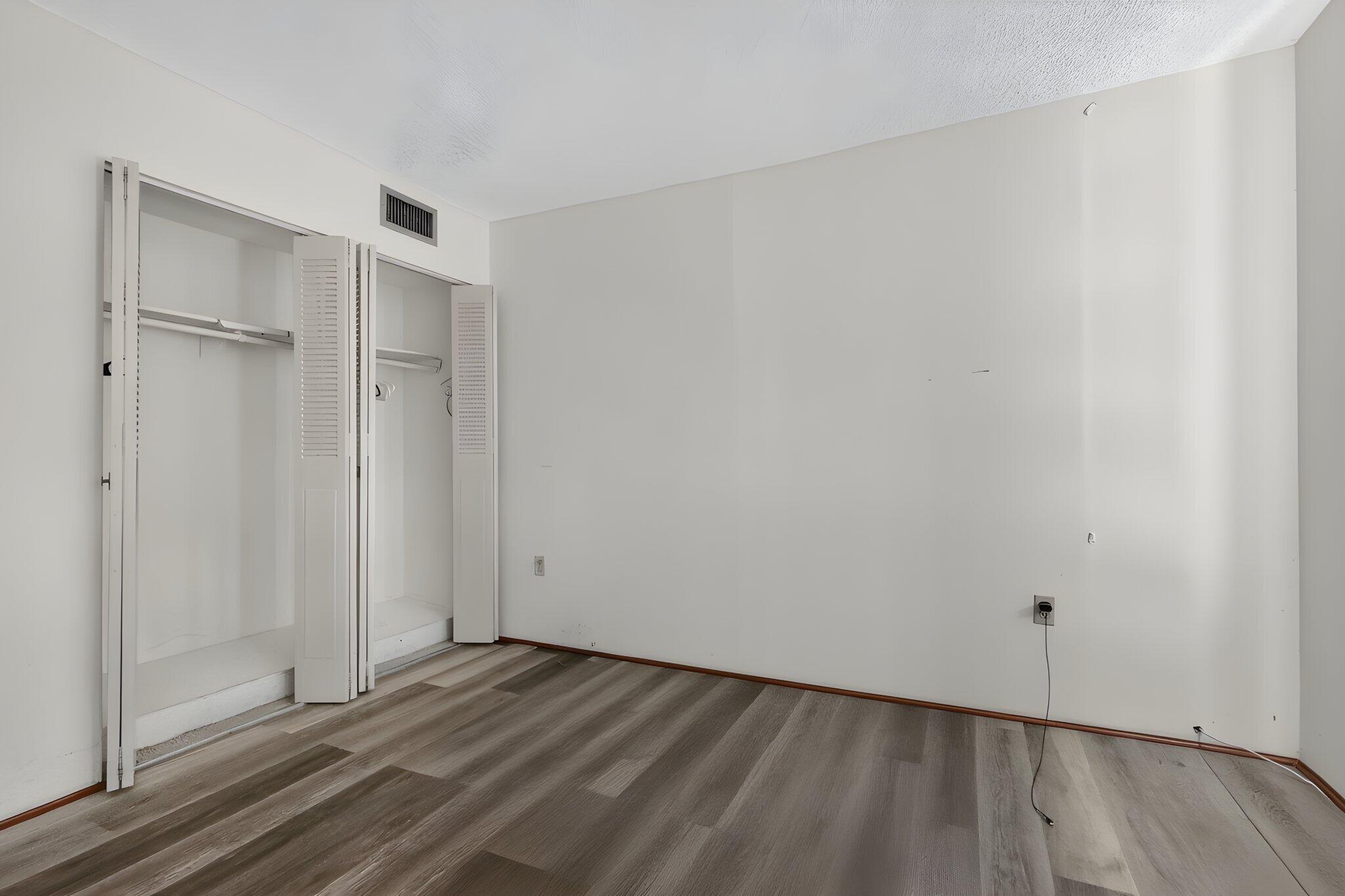 2780 NE 183RD Street 112