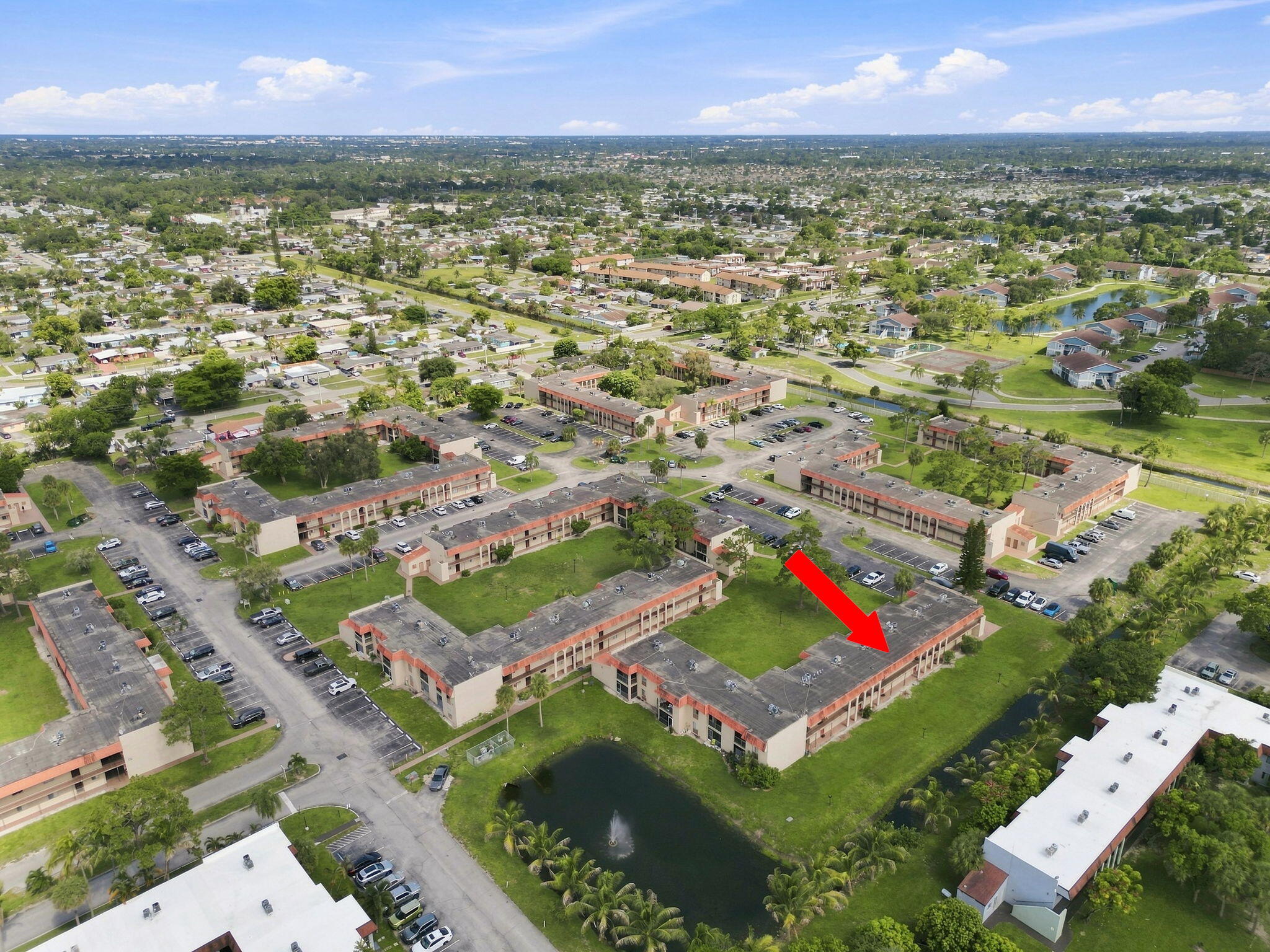 6106 FOREST HILL Boulevard 204