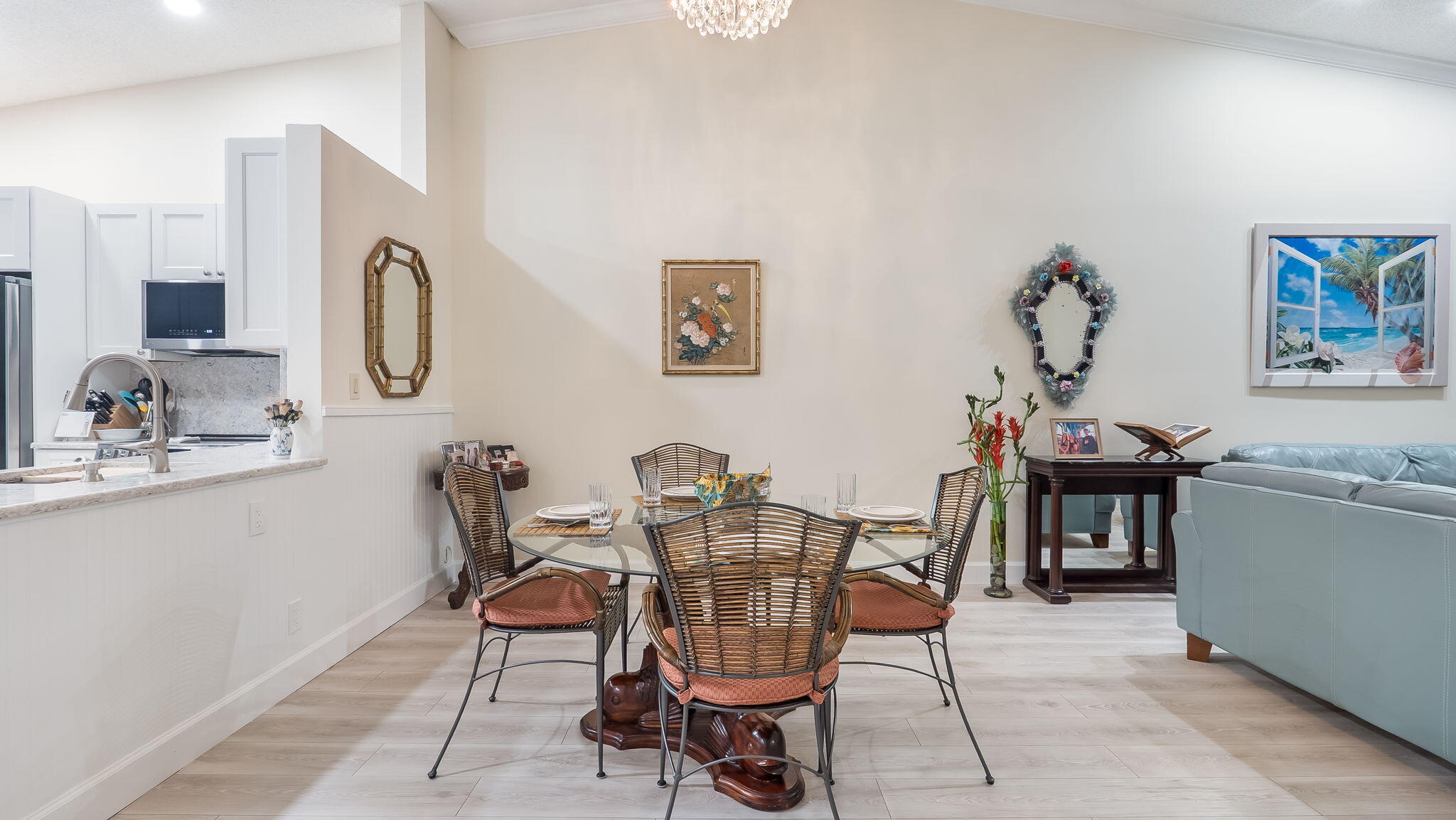 6353 Royal Manor Circle