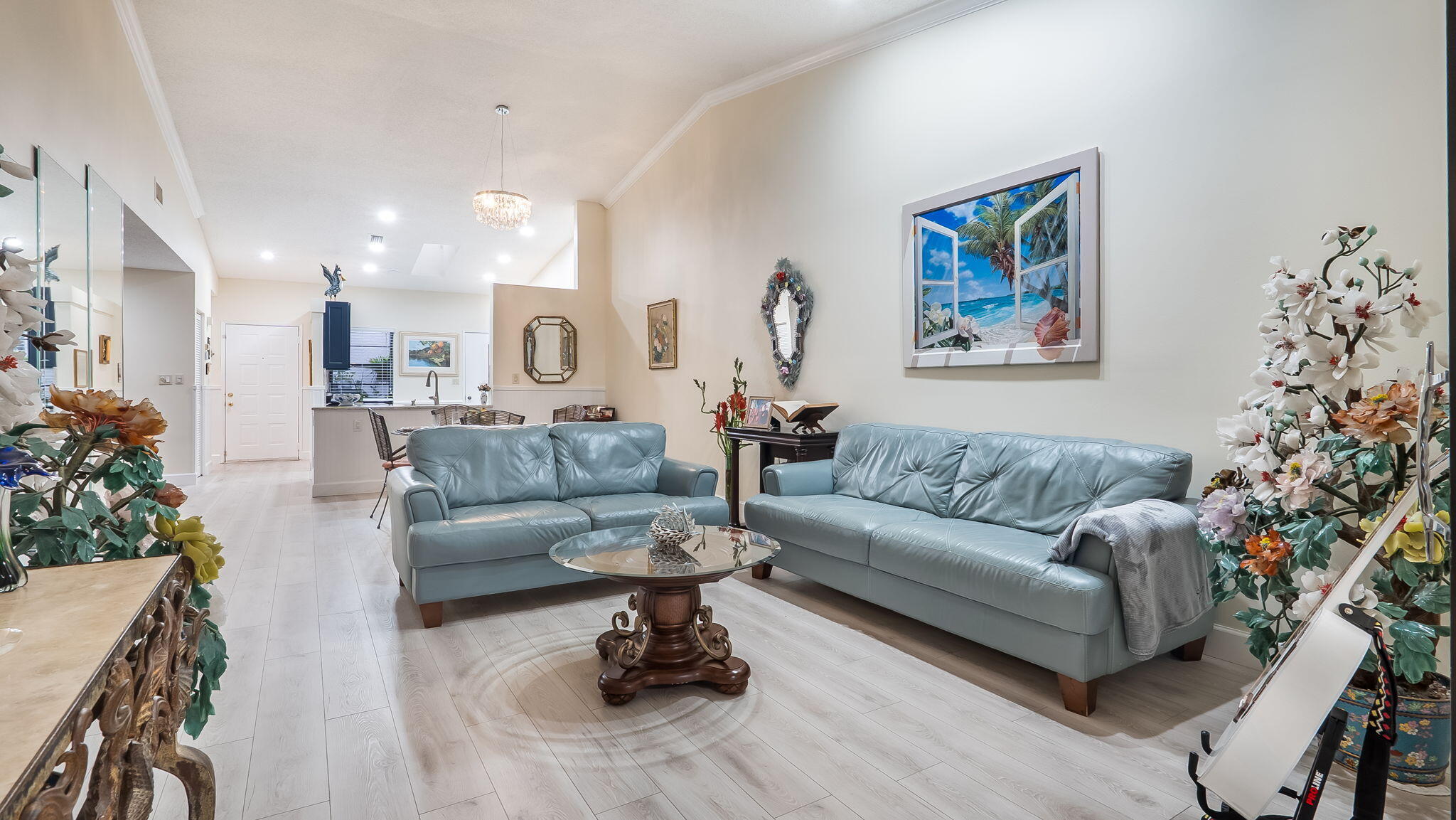6353 Royal Manor Circle