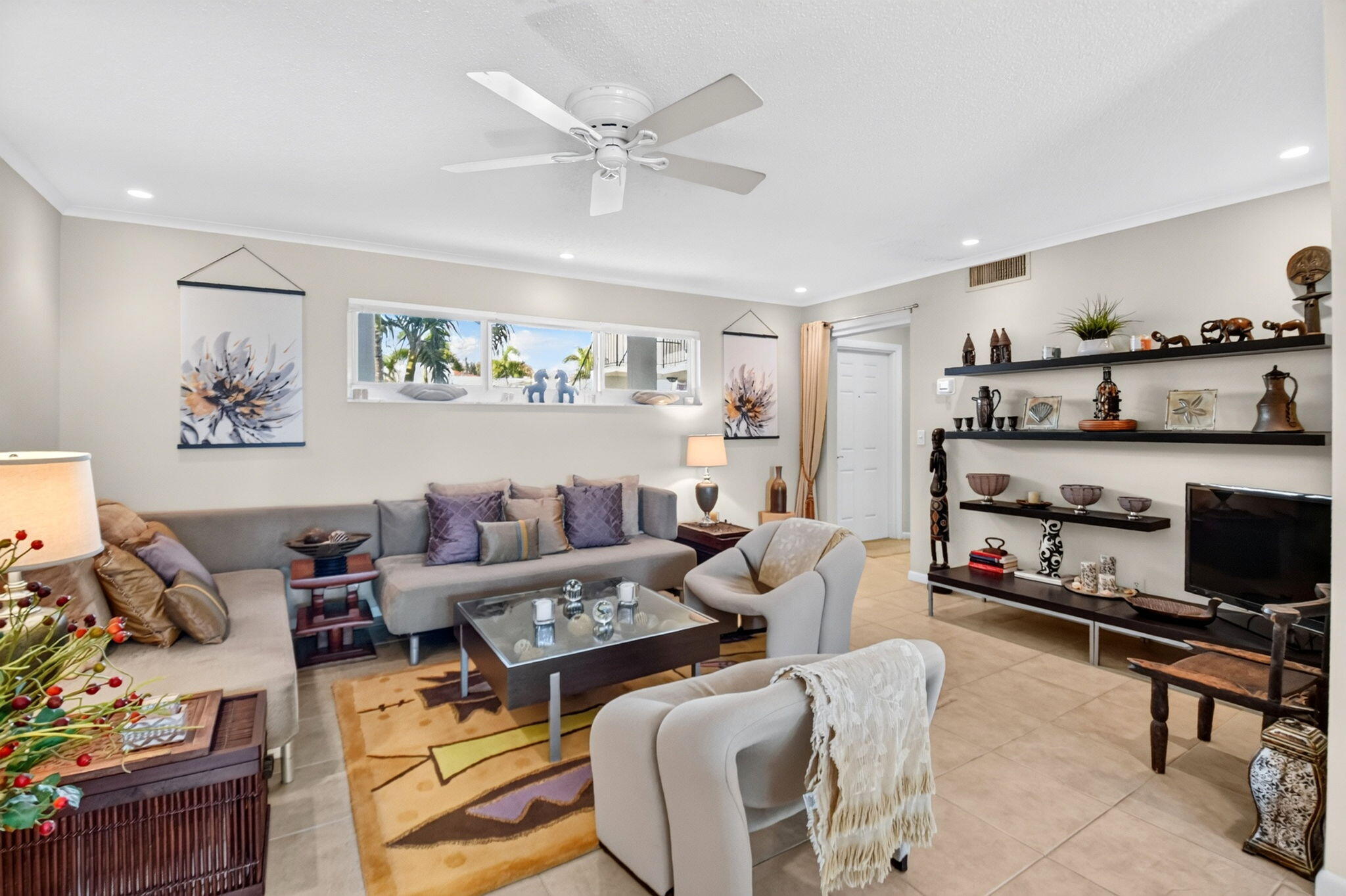32 COLONIAL CLUB Drive 102