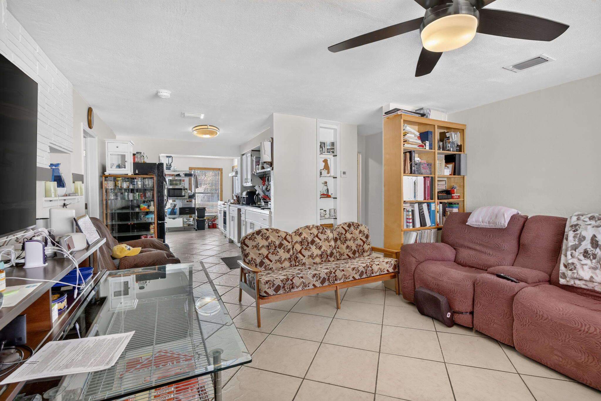 1660 SW 48TH Avenue