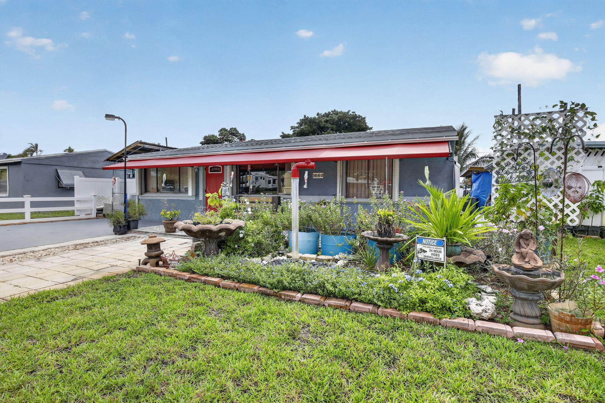 1660 SW 48TH Avenue