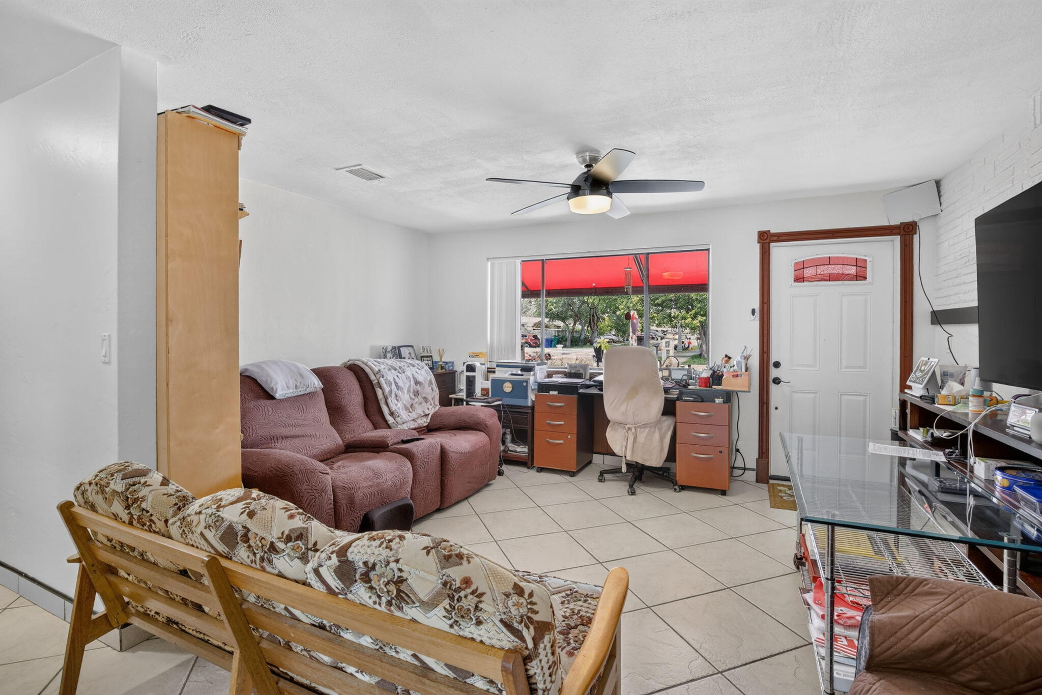 1660 SW 48TH Avenue