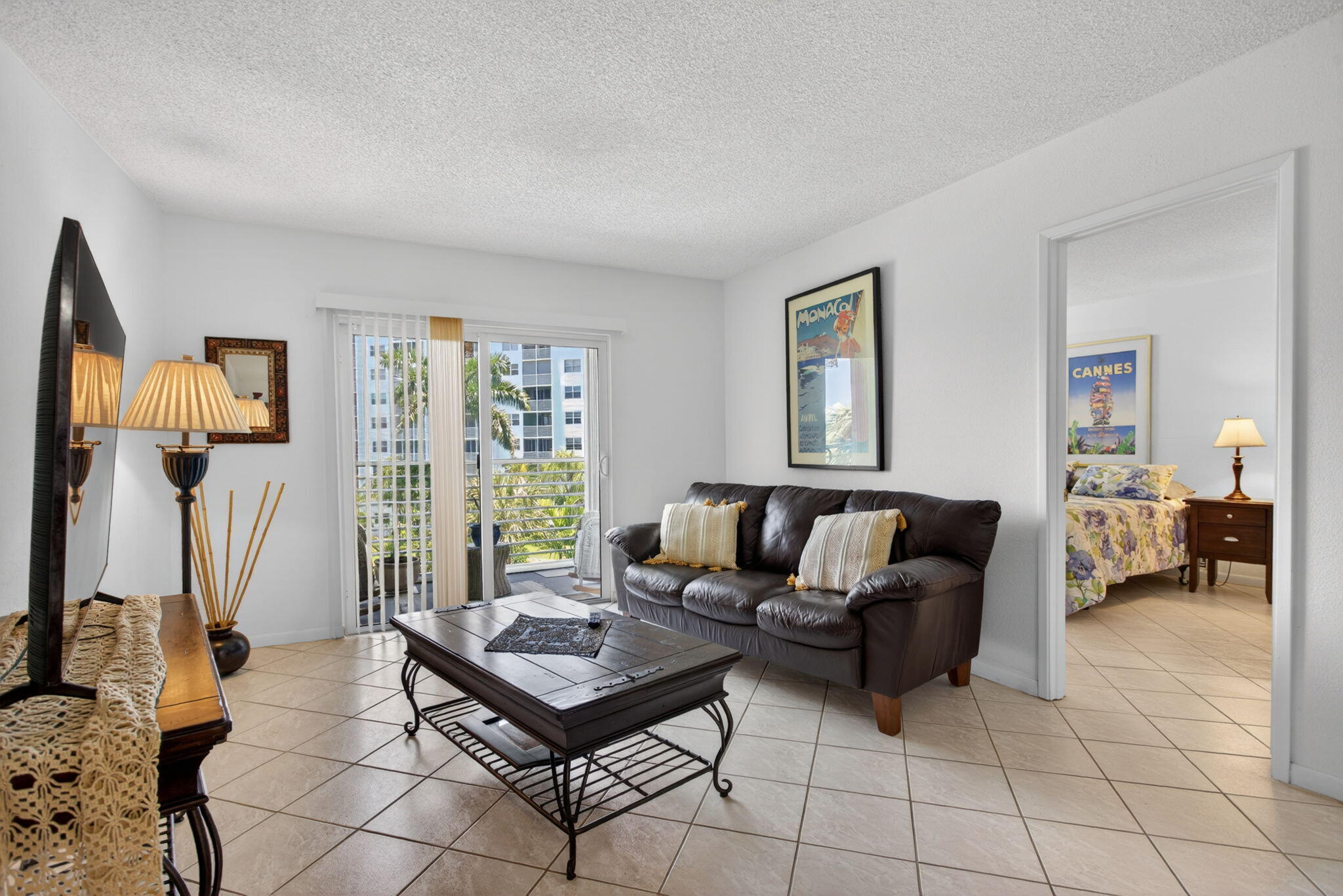 2731 NE 14TH ST Causeway 405