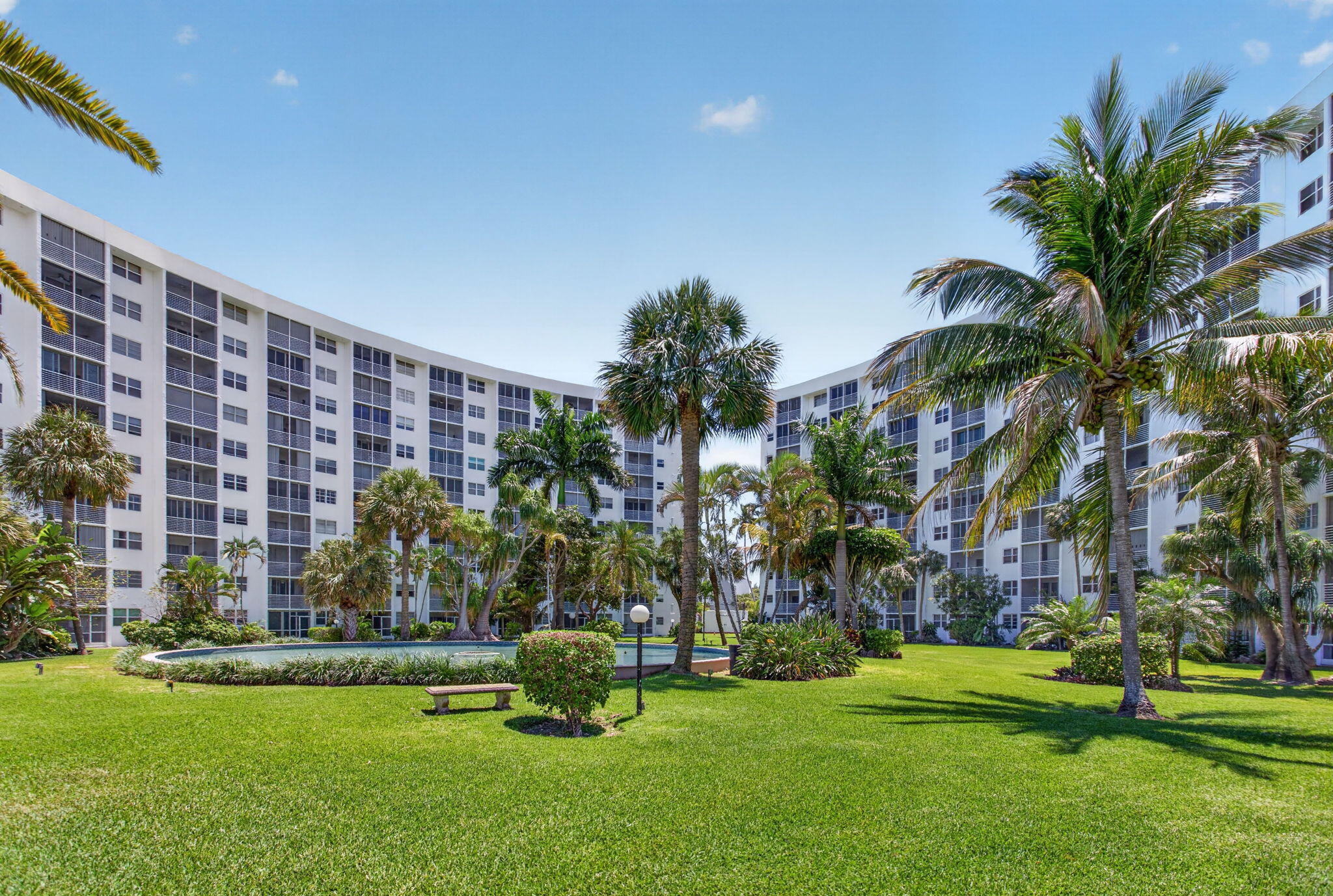2731 NE 14TH ST Causeway 405