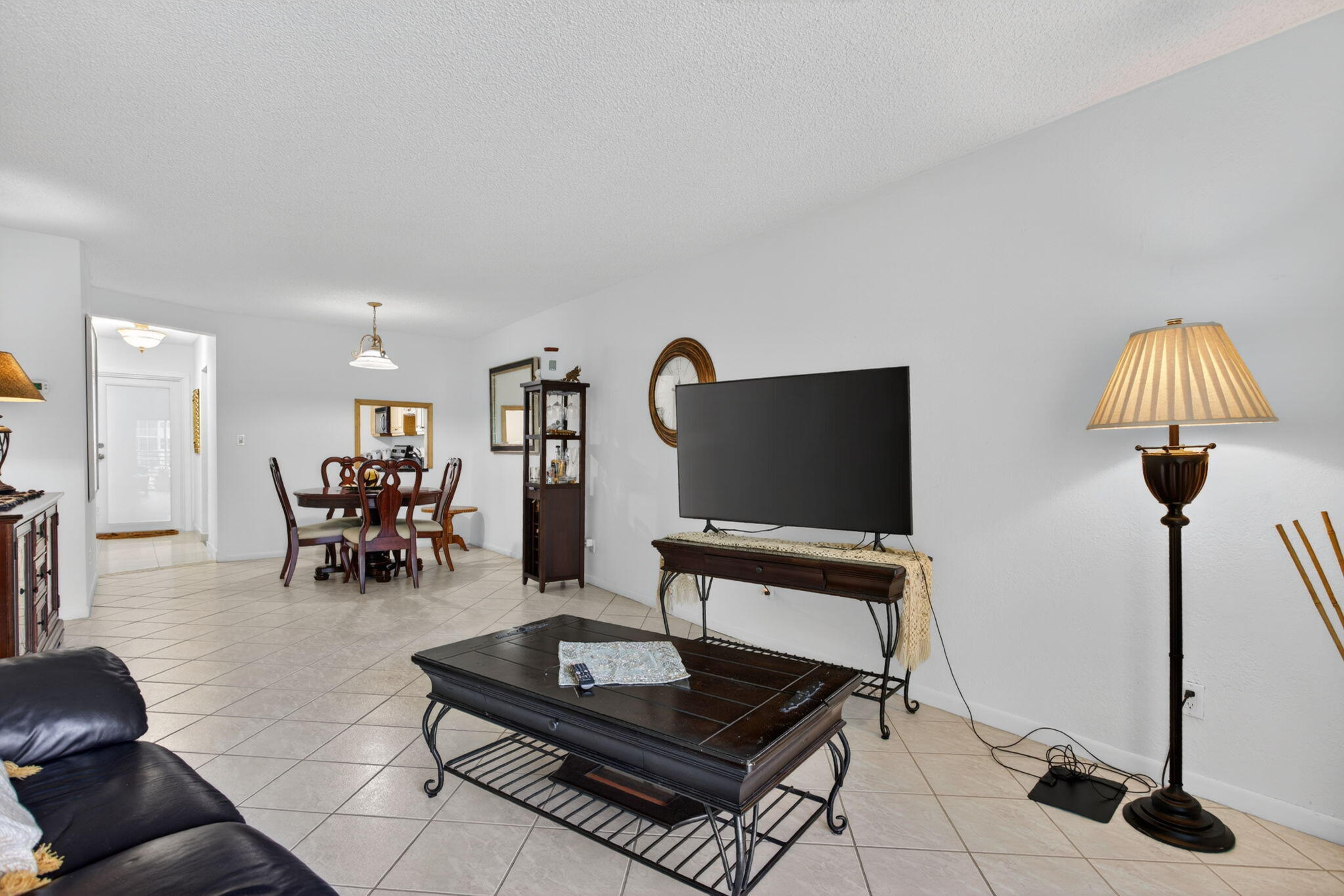 2731 NE 14TH ST Causeway 405
