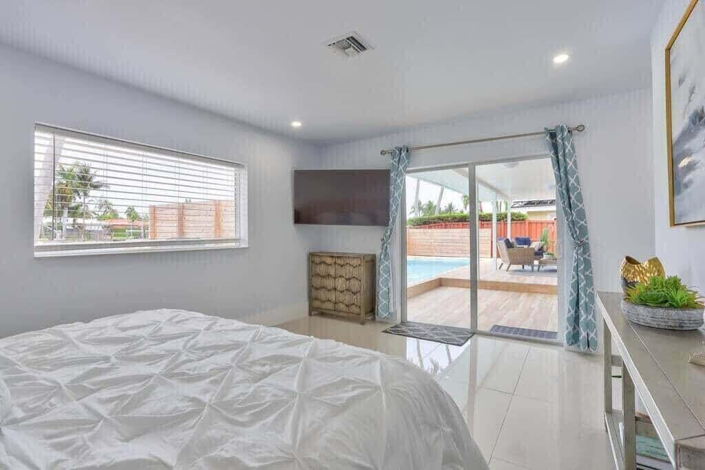 1631 Poinsettia Drive