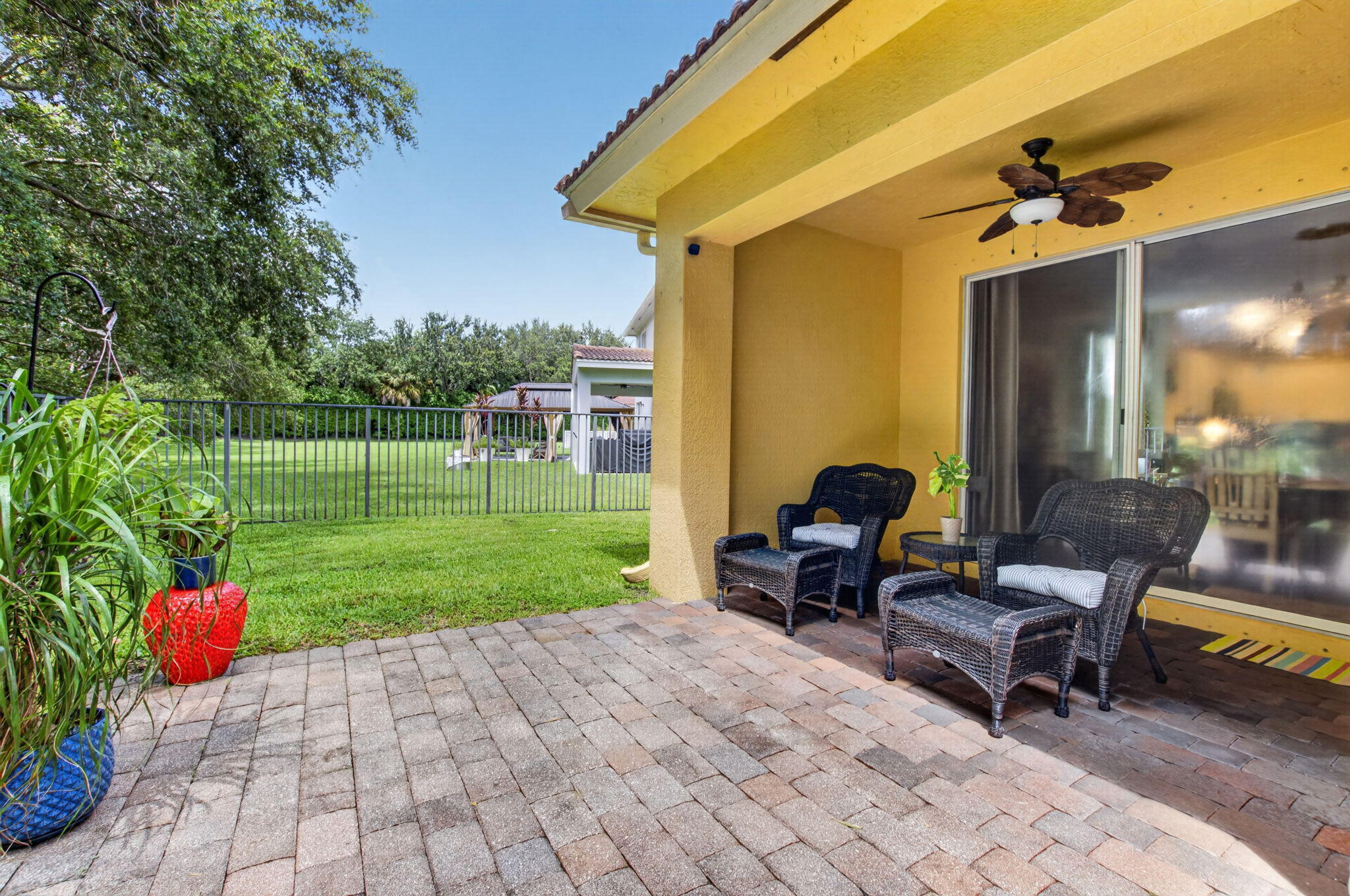 9262 Silver Glen Way