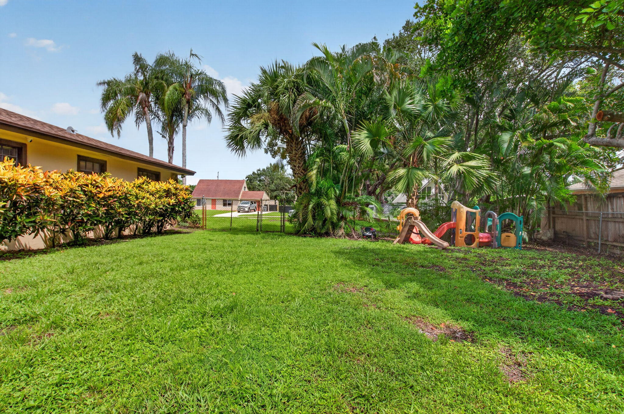 4746 Canal Drive
