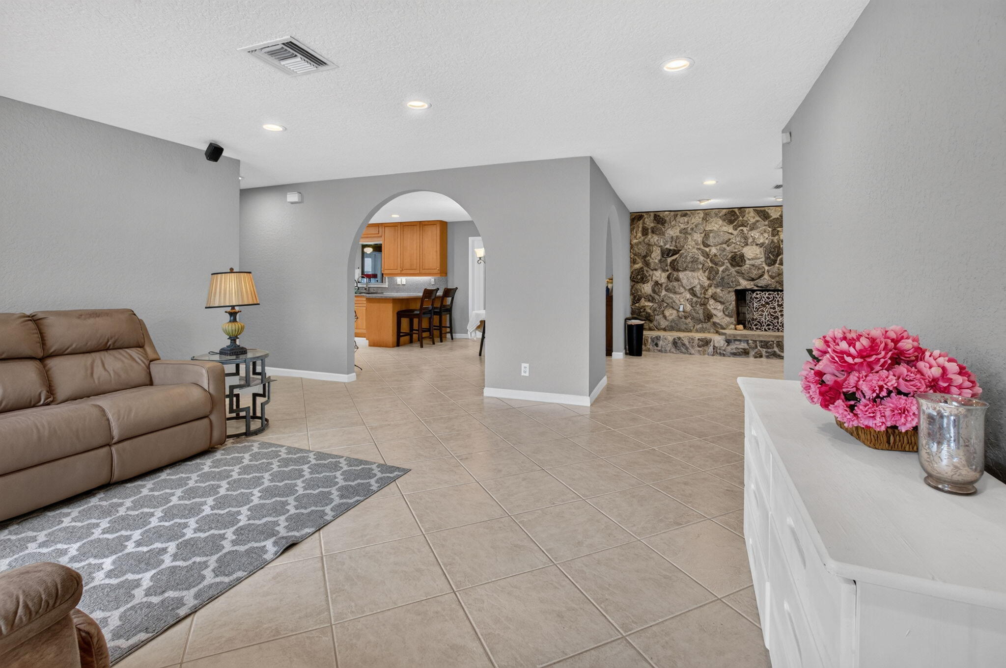 4746 Canal Drive