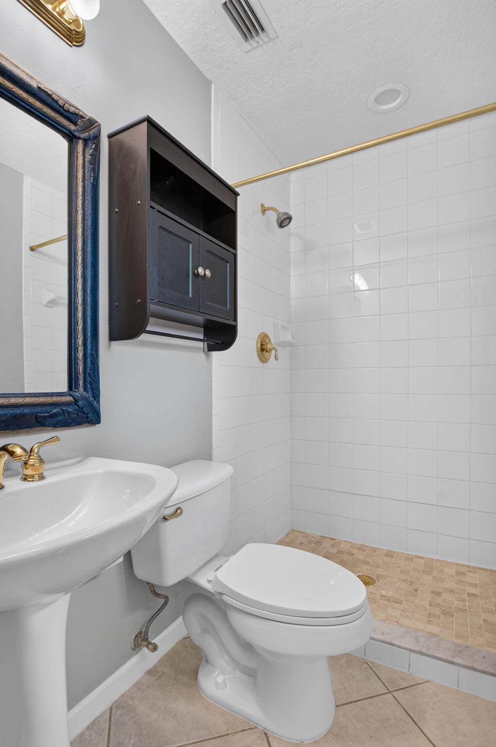 4746 Canal Drive