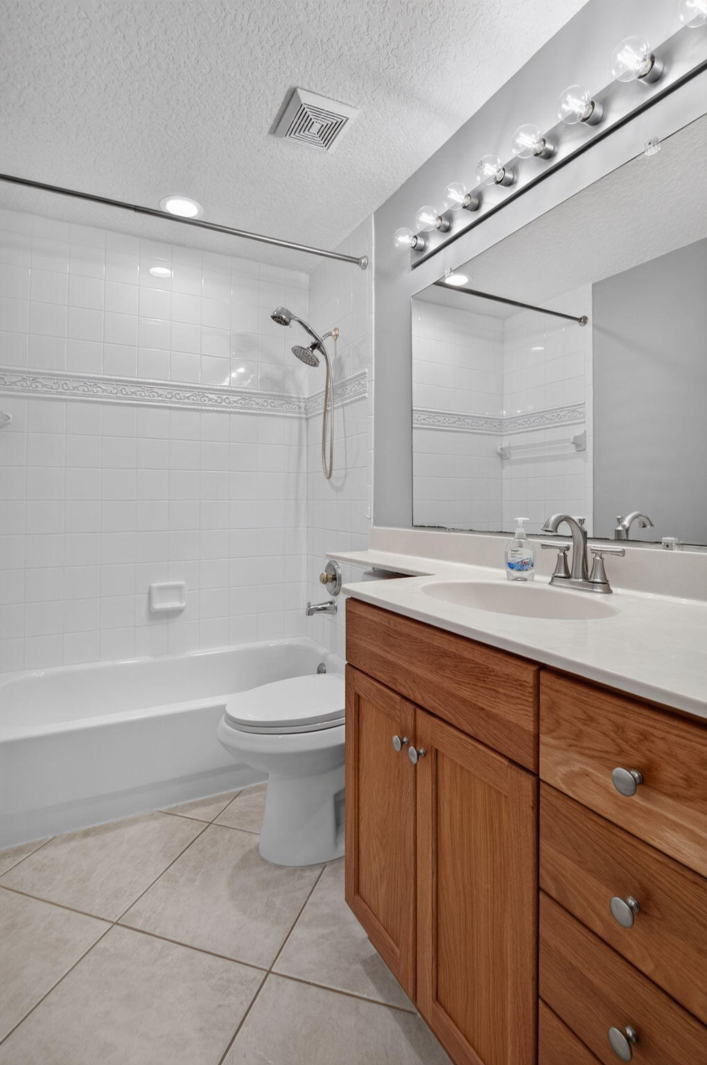 4746 Canal Drive