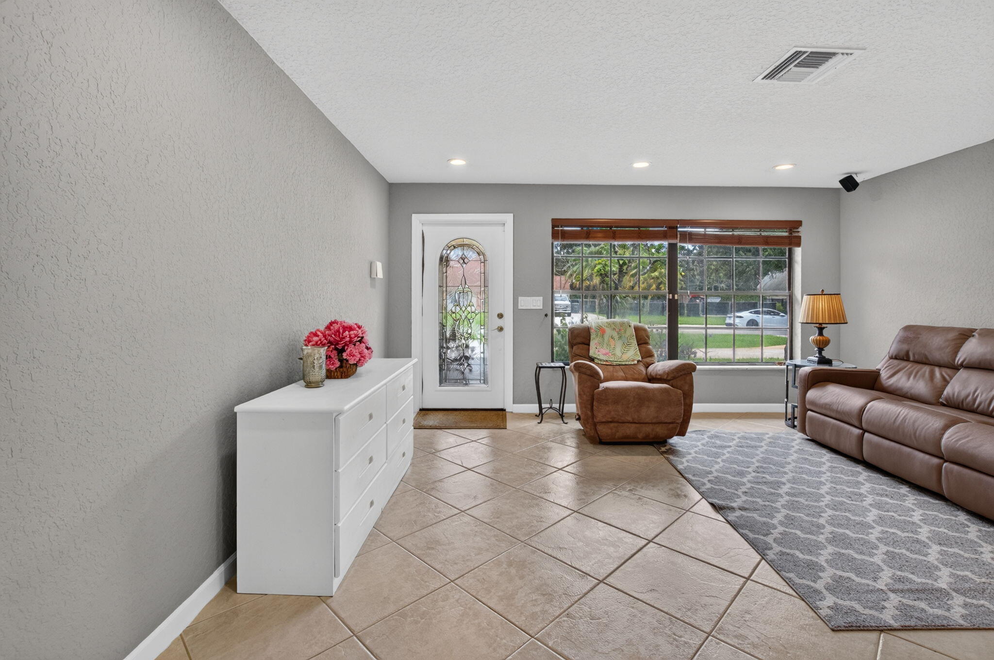 4746 Canal Drive