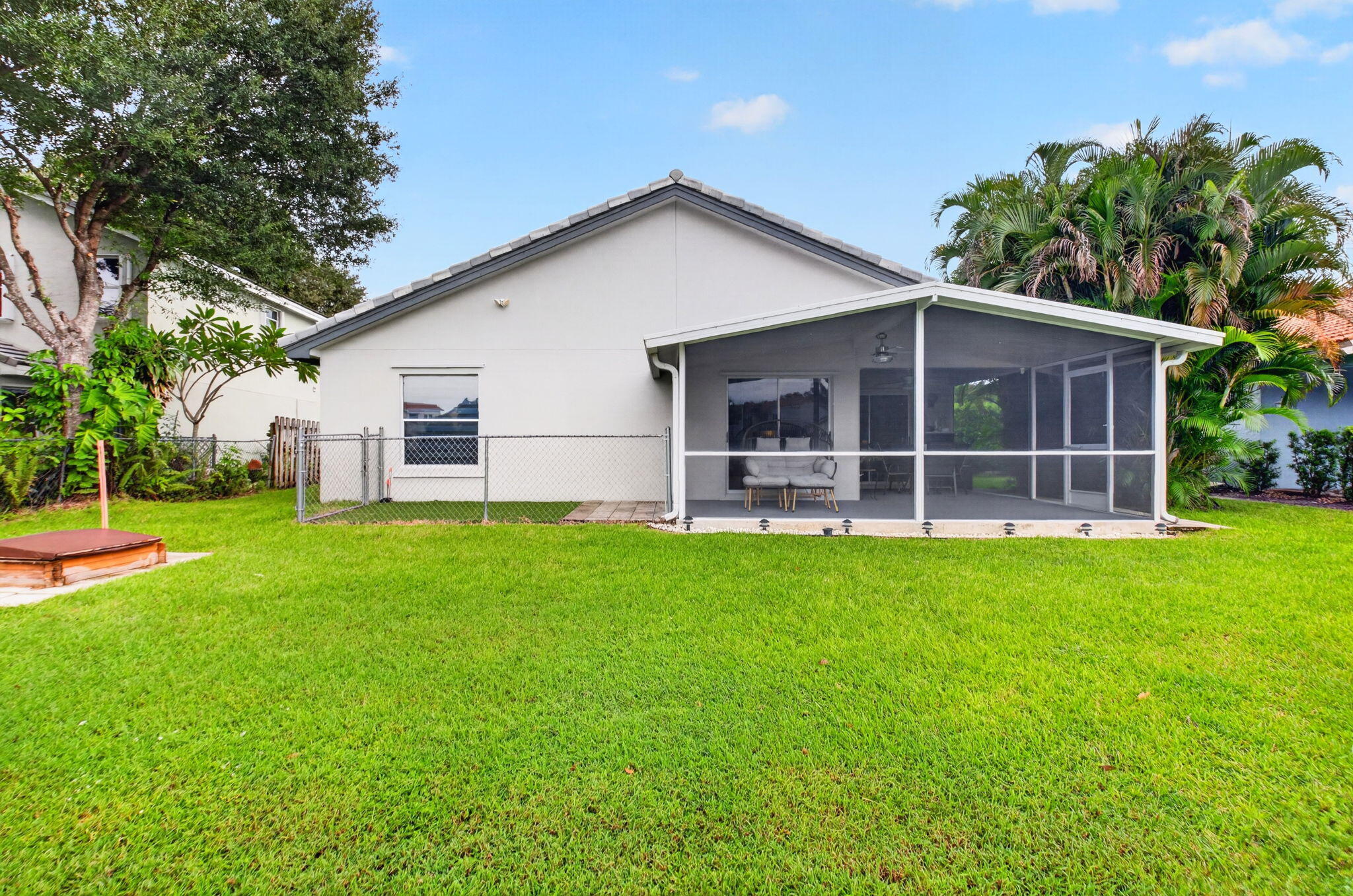 5960 AQUAMARINE Way