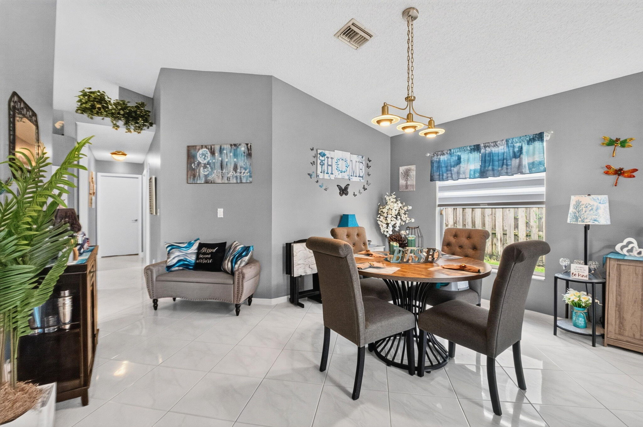 5960 AQUAMARINE Way
