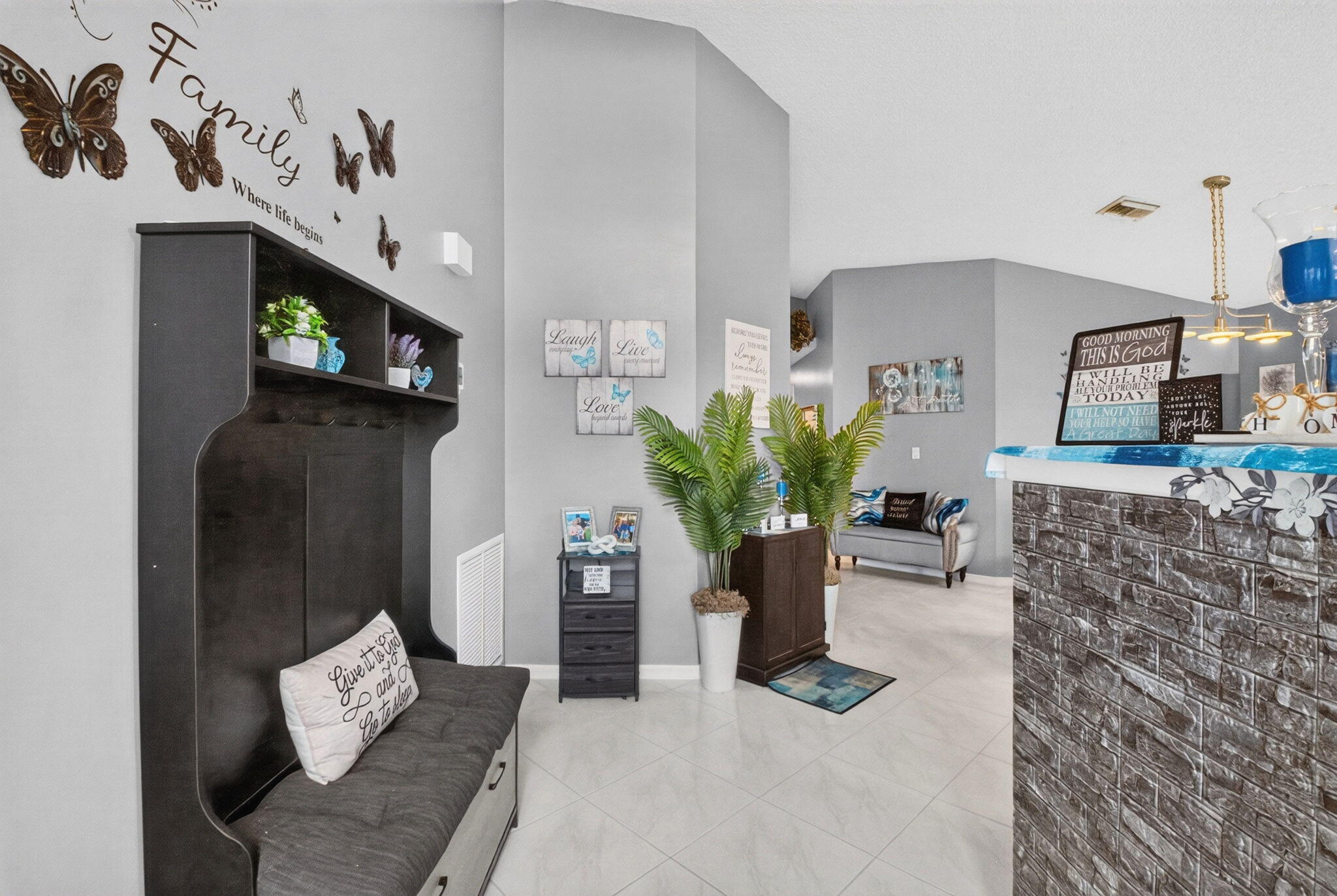 5960 AQUAMARINE Way