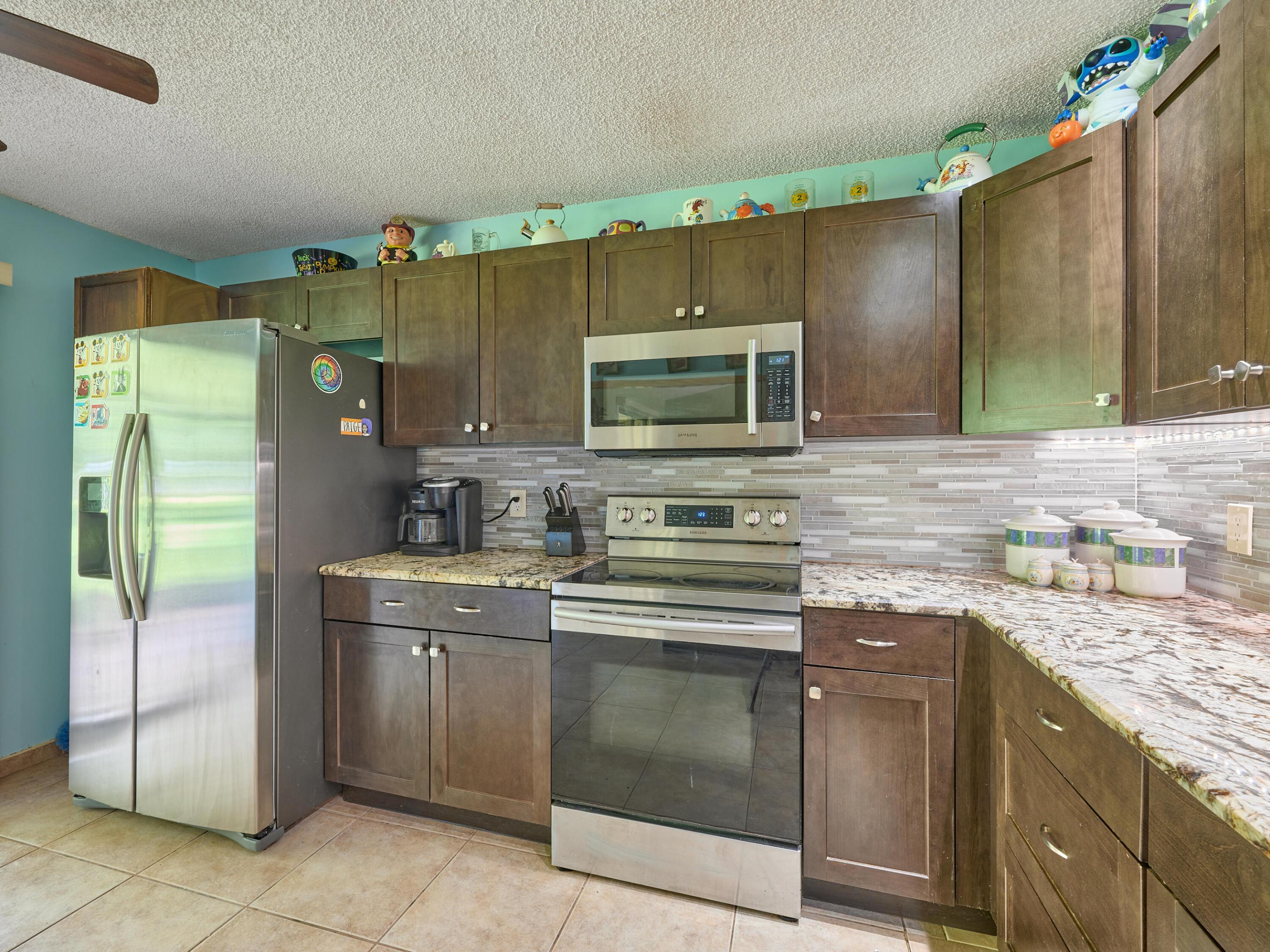 7723 CANAL Drive
