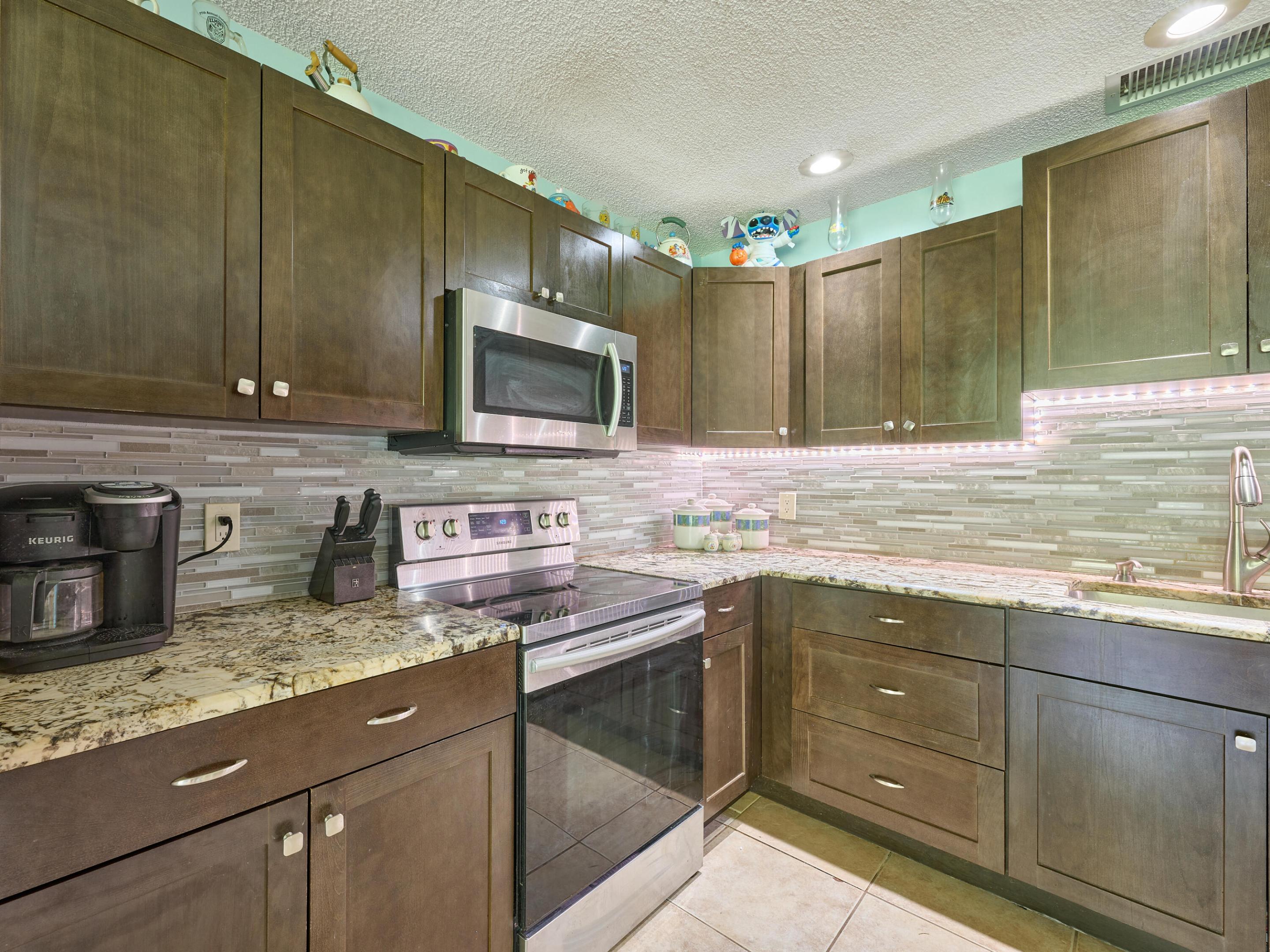 7723 CANAL Drive