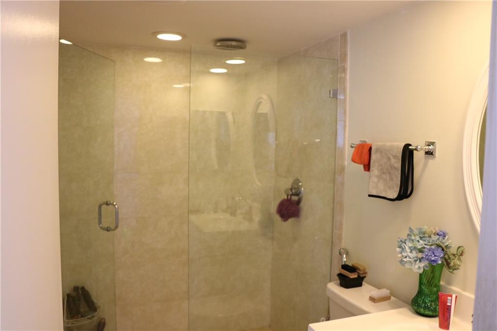 3001 S Palm Aire Dr 107