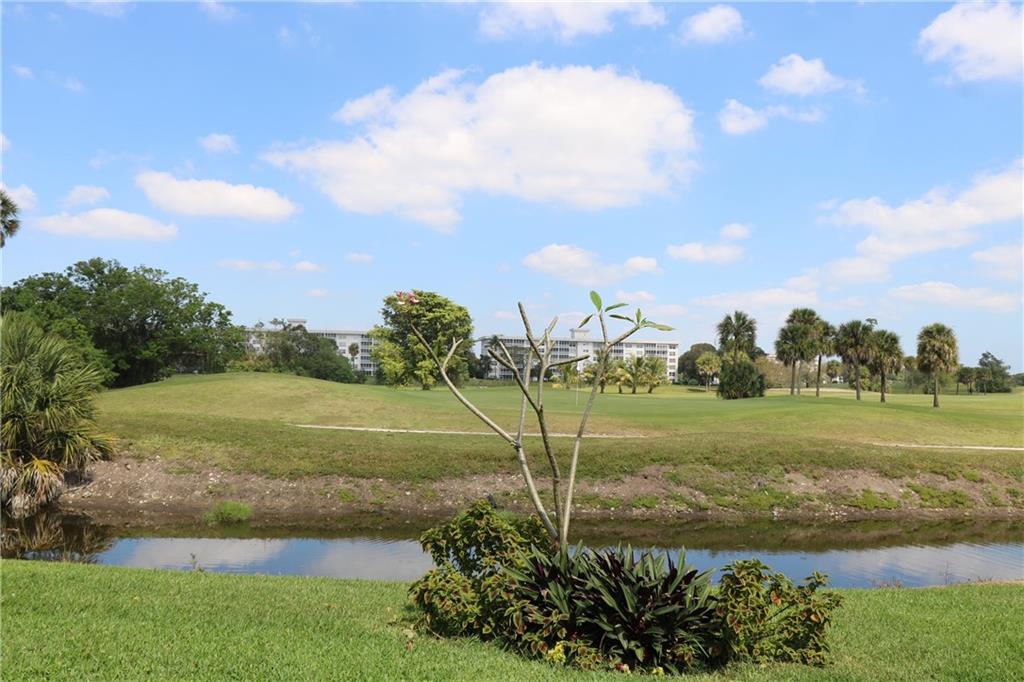 3001 S Palm Aire Dr 107