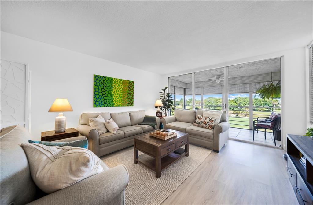 806 Cypress Blvd 405