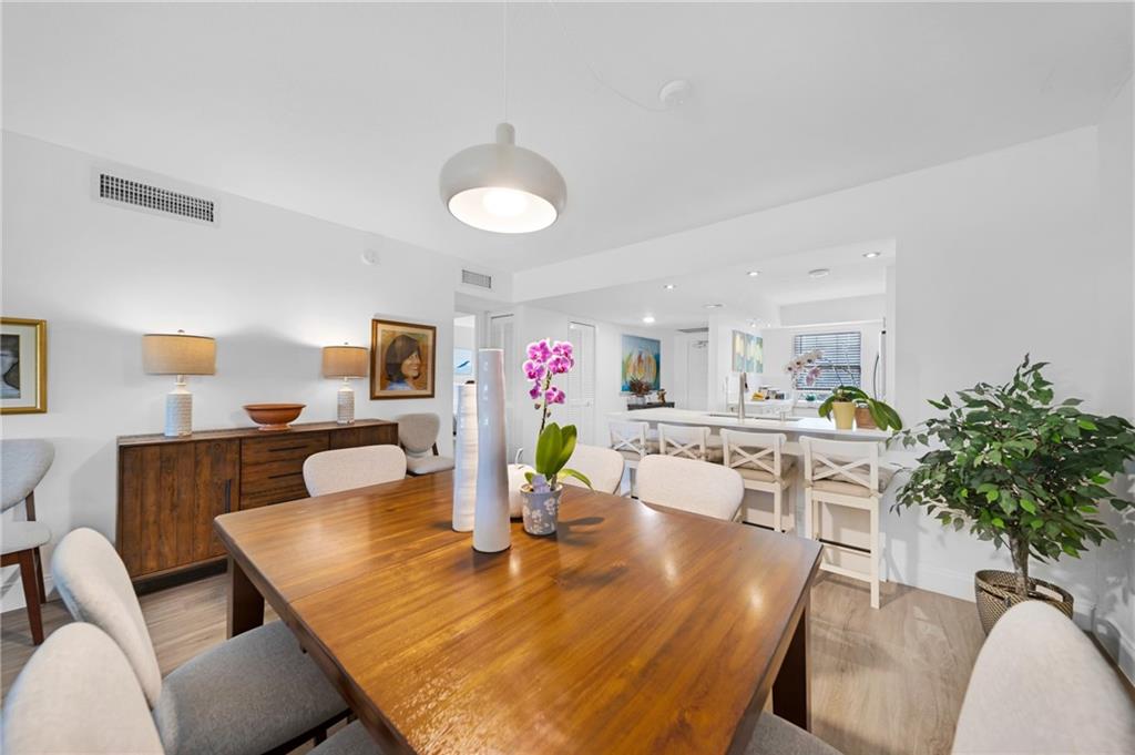 806 Cypress Blvd 405