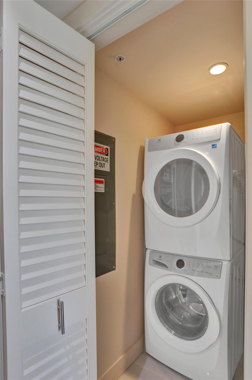 3030 N OCEAN BLVD S102