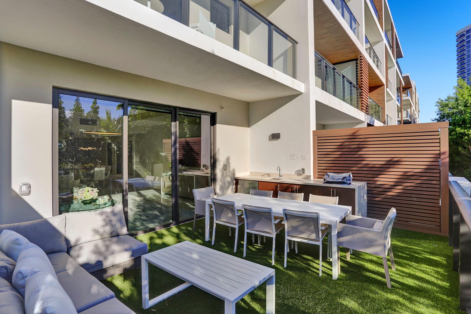 3030 N OCEAN BLVD S102