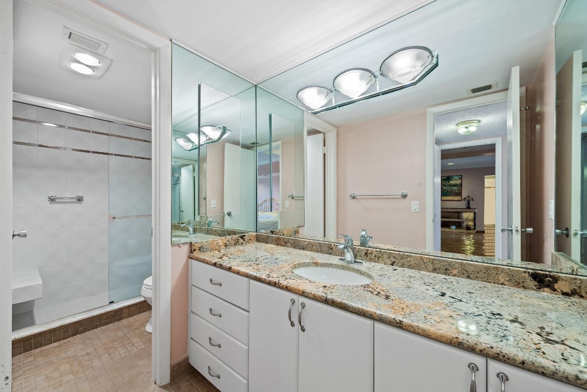 4657 Fountains Dr 105