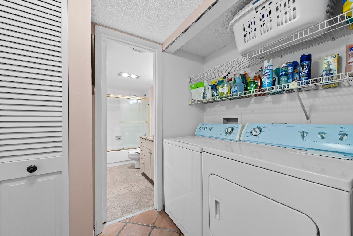 4657 Fountains Dr 105