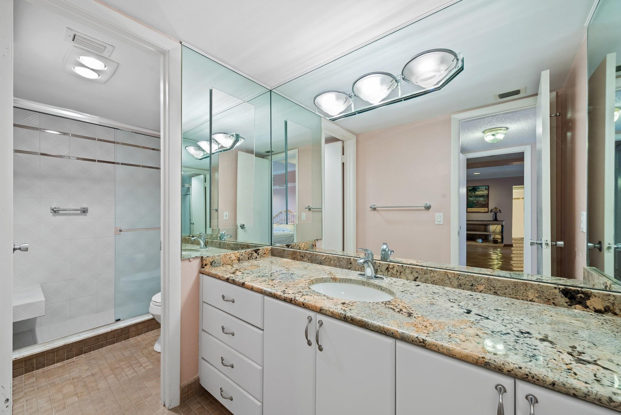 4657 Fountains Dr 105