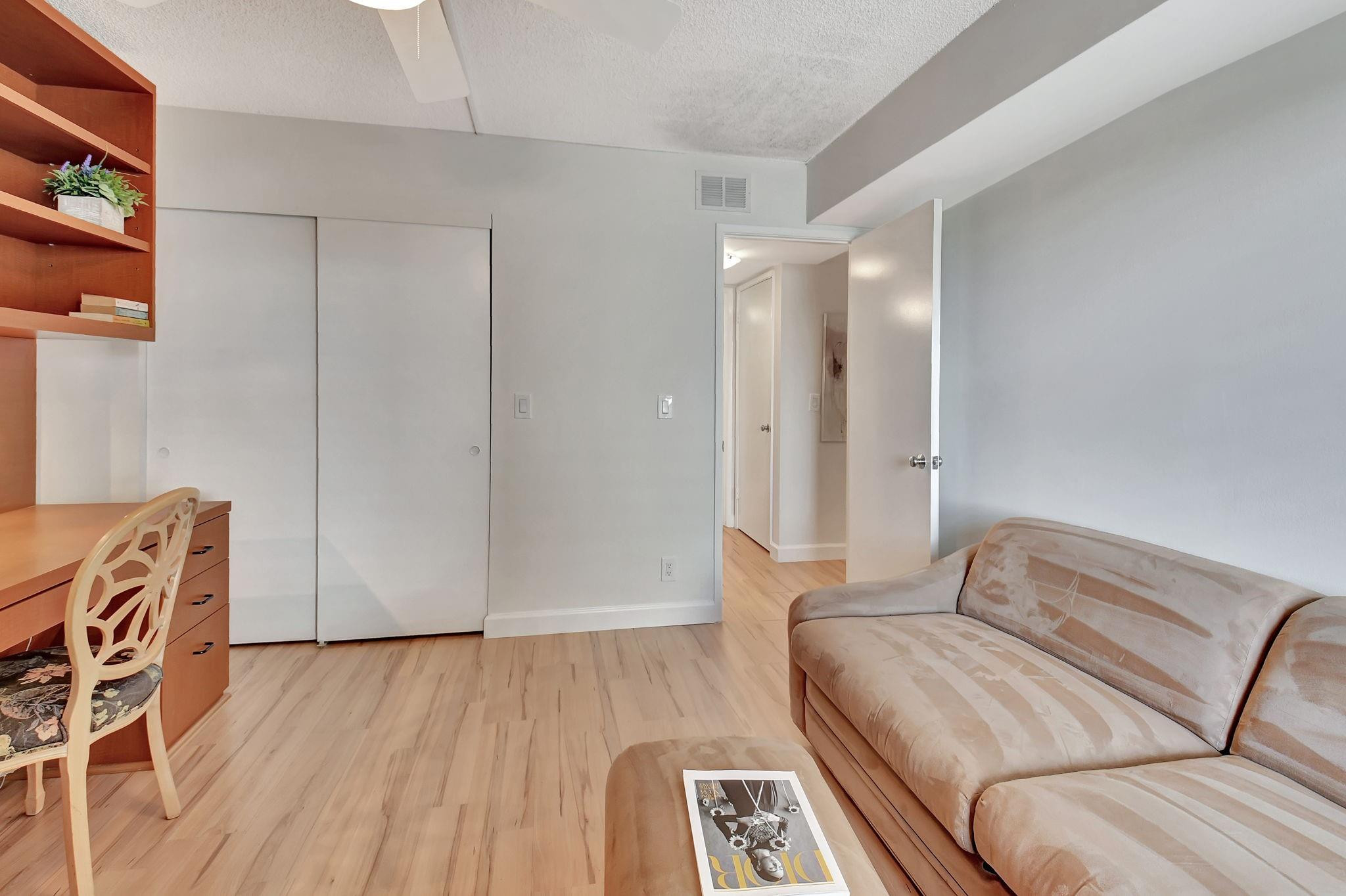 5801 Camino Del Sol 406