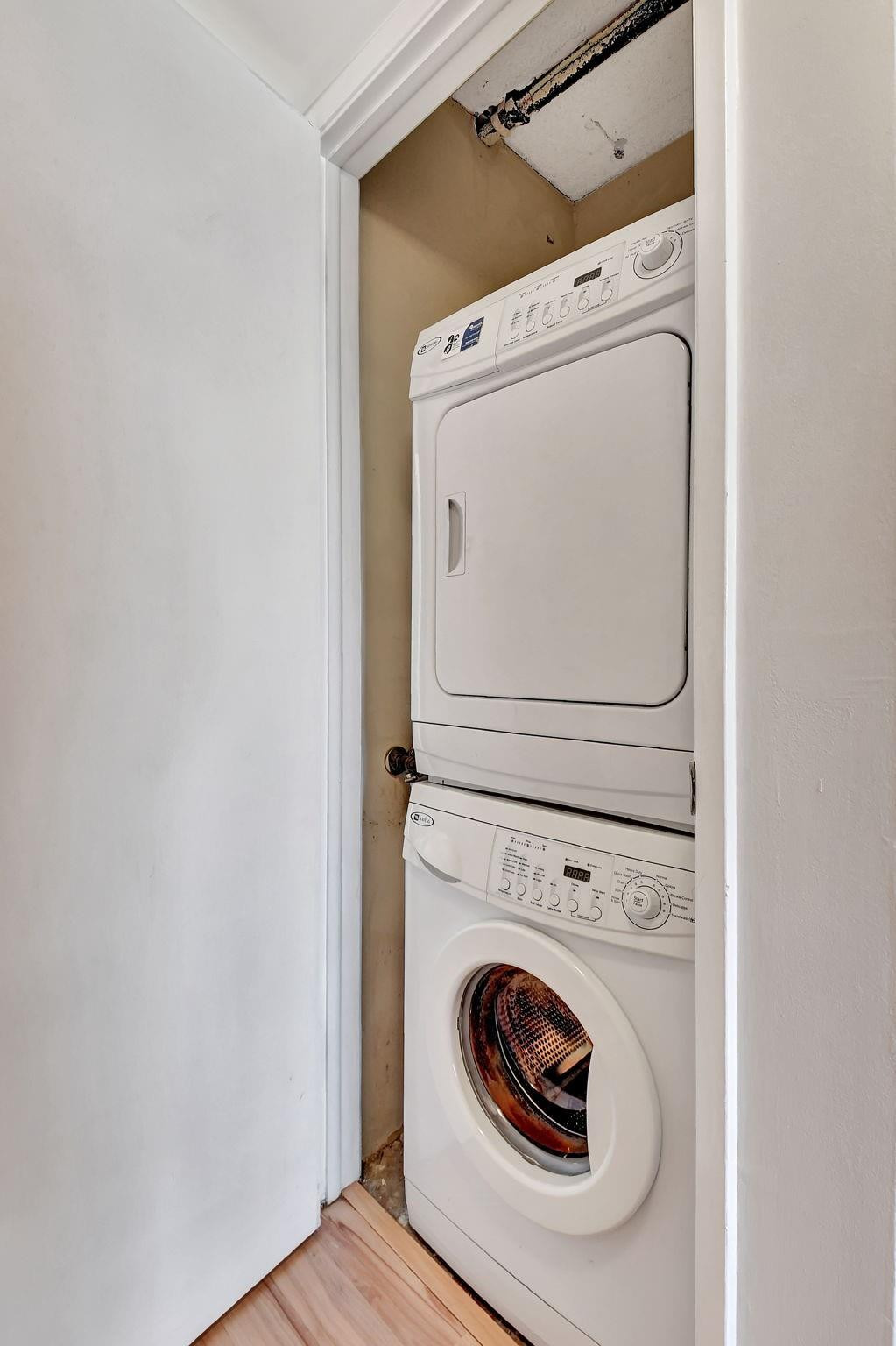 5801 Camino Del Sol 406