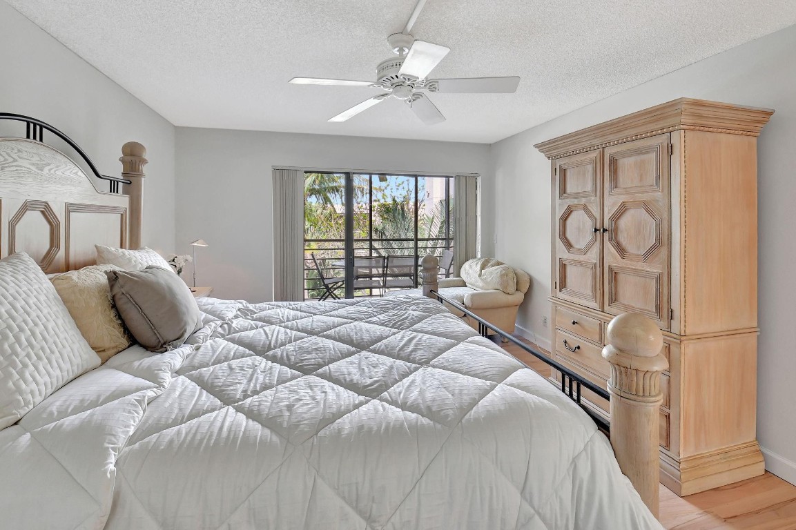 5801 Camino Del Sol 406