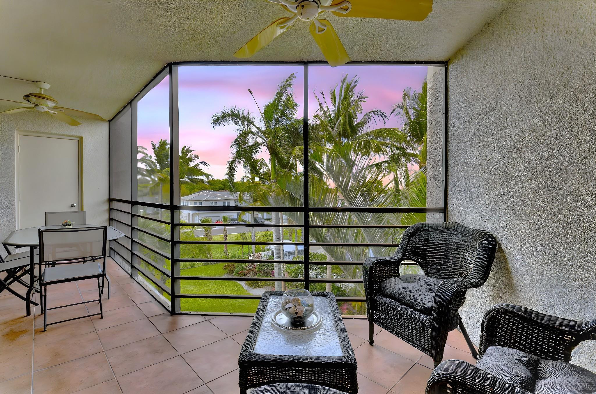 5801 Camino Del Sol 406