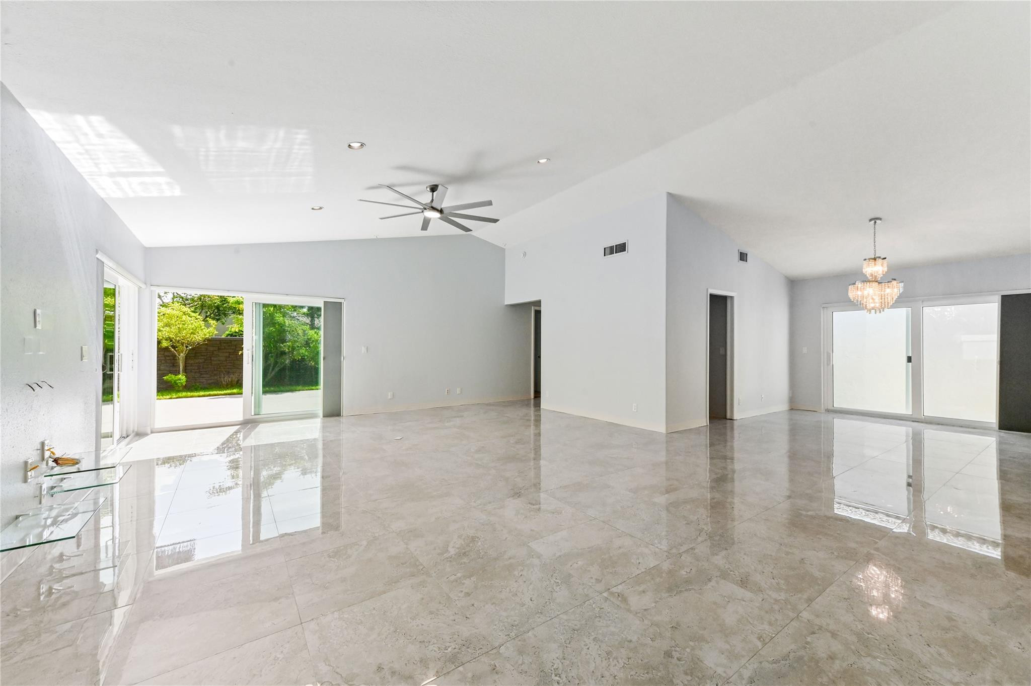 21300 Millbrook Ct
