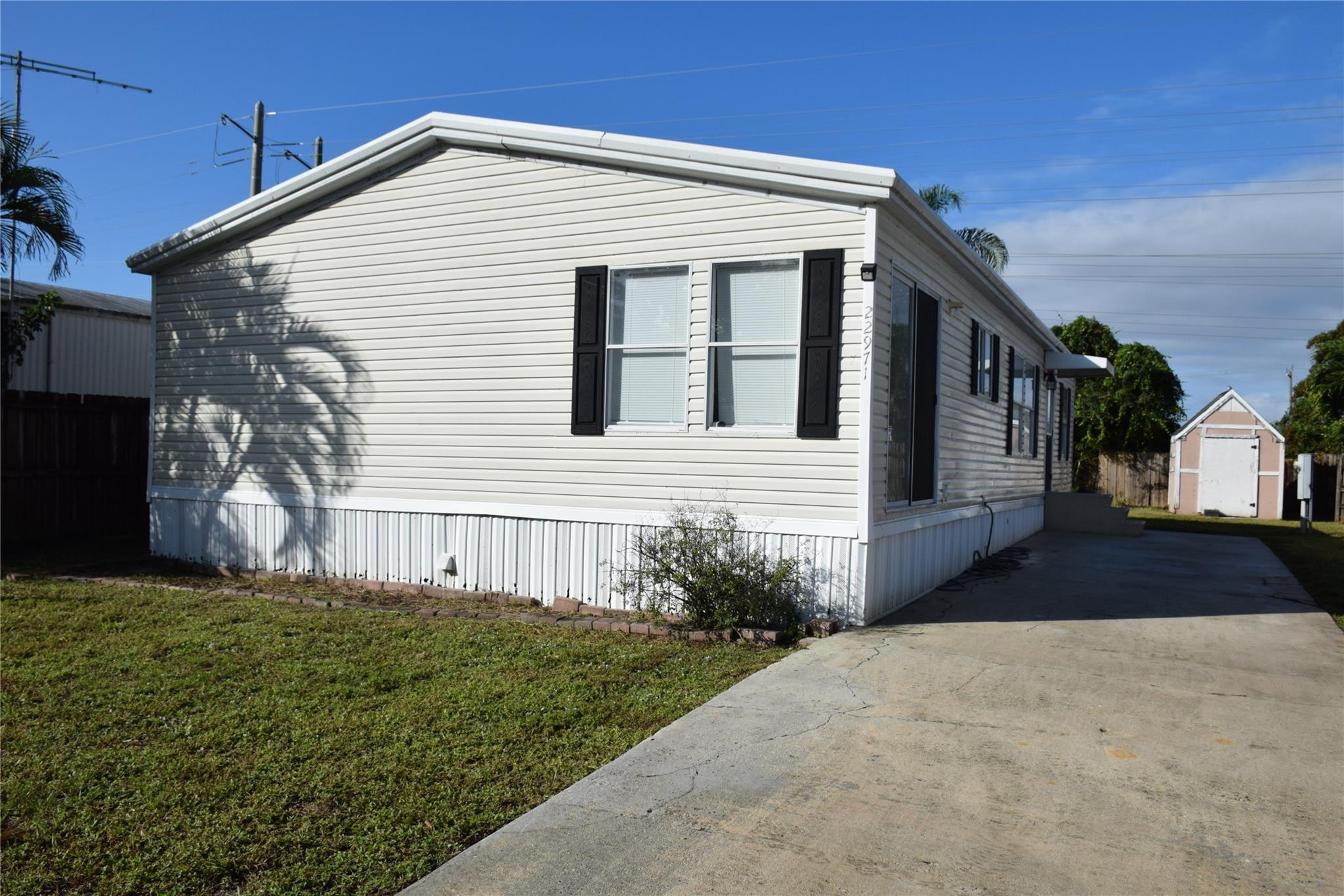 22971 Tradewind Road