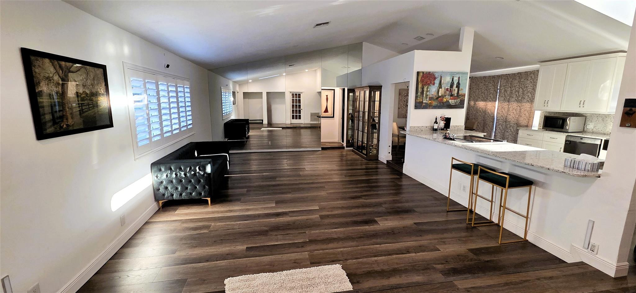1021 Cherry Lane