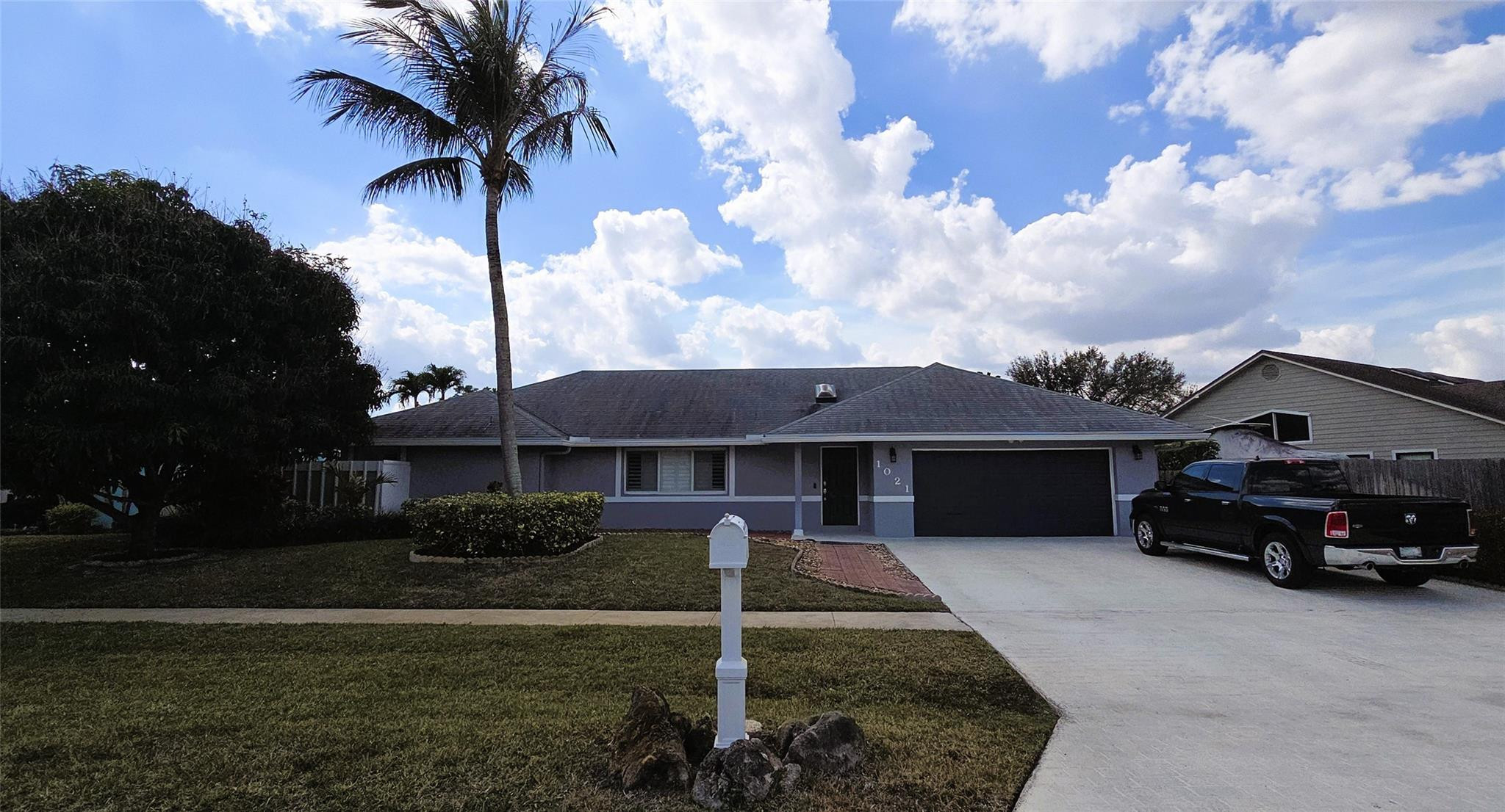 1021 Cherry Lane