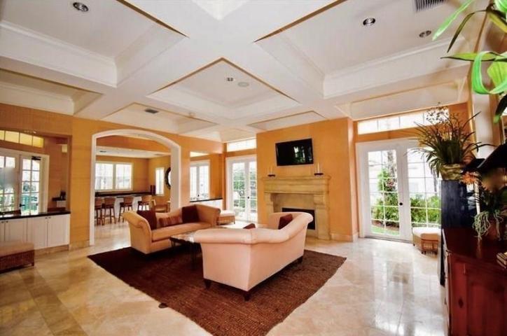 6620 W Sample Road 6620