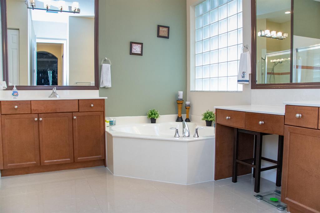 9773 Cobblestone Creek Drive