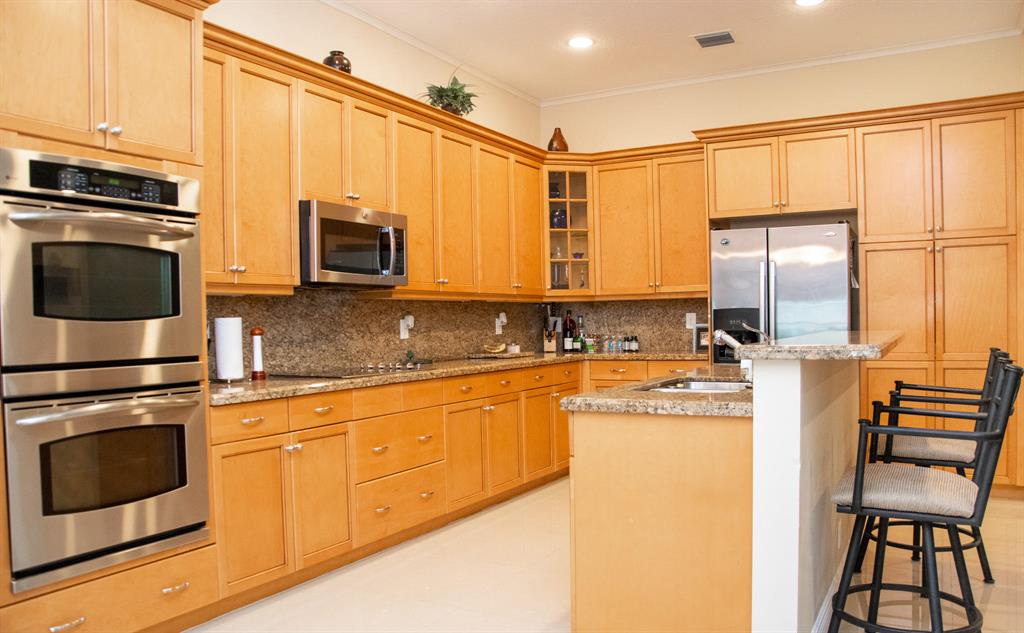 9773 Cobblestone Creek Drive