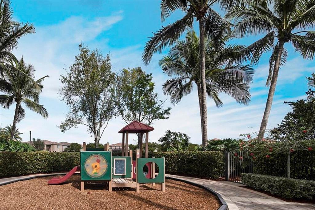 9773 Cobblestone Creek Drive