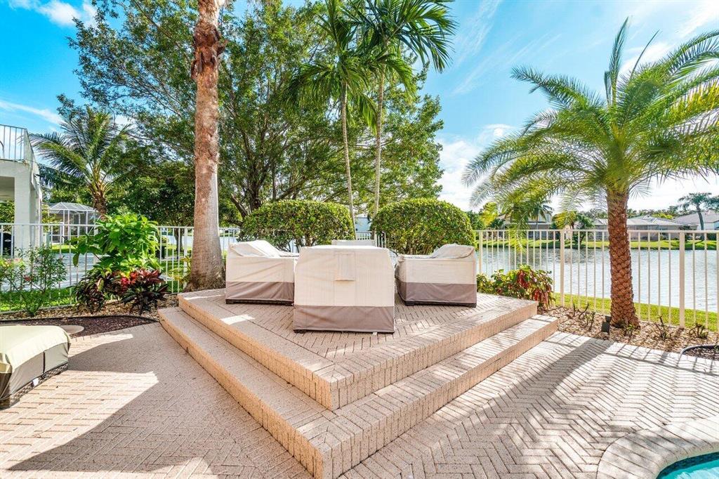 6489 Marbletree Lane