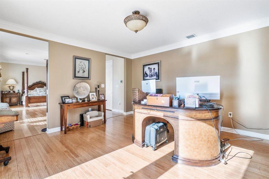 6489 Marbletree Lane