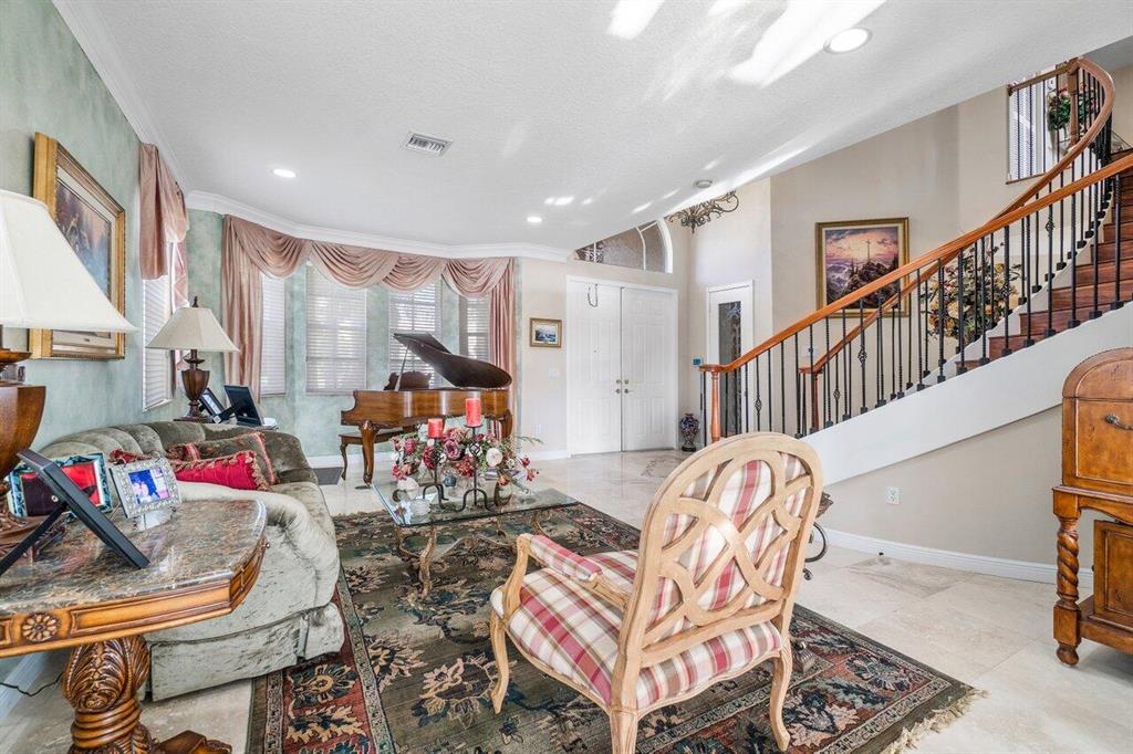 6489 Marbletree Lane