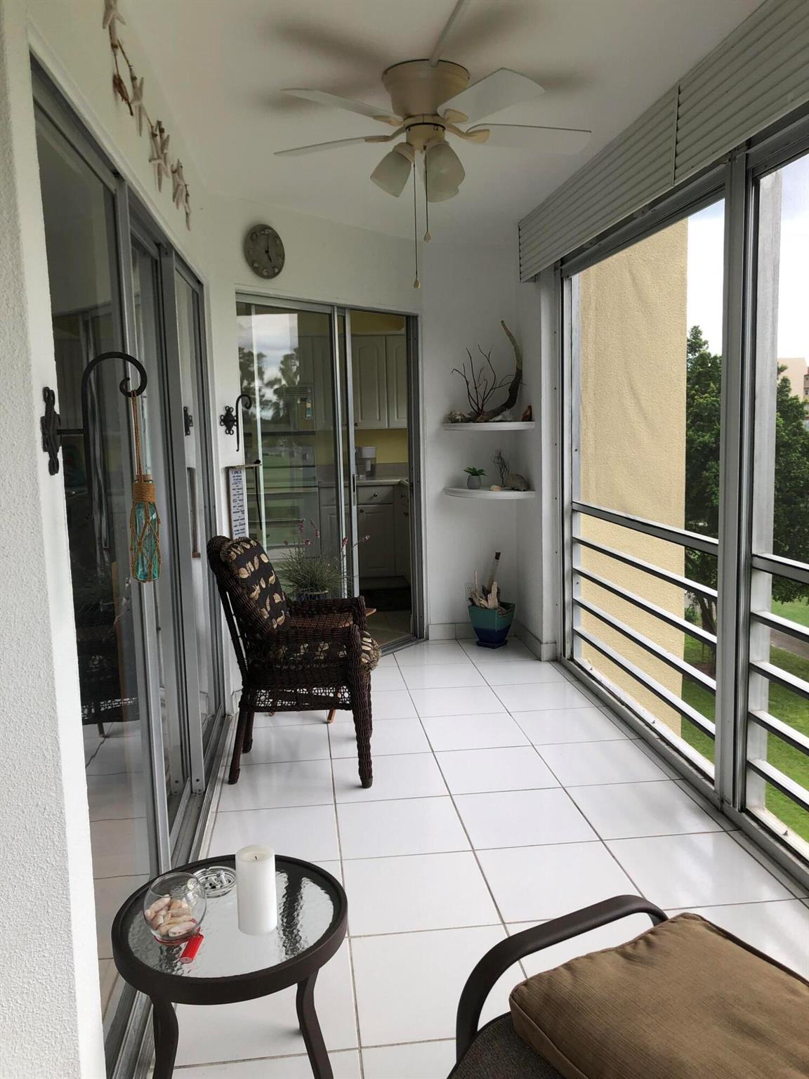 3836 Via Poinciana 406